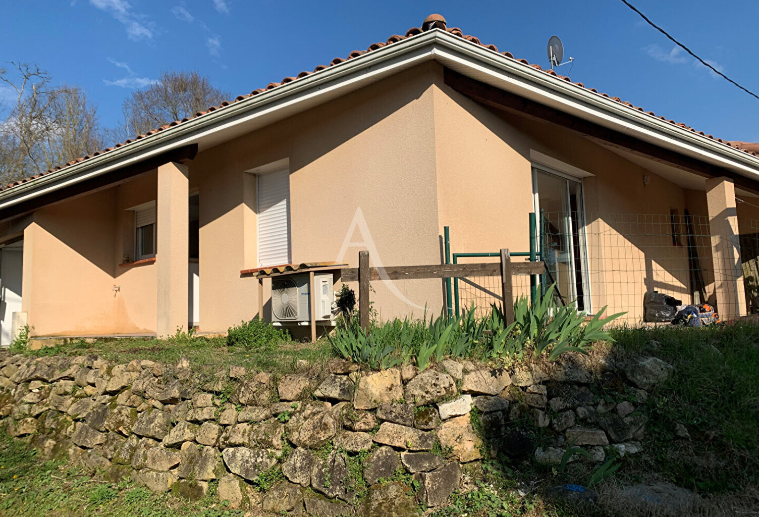 Maison T4 de 98m² à Razengues — photo 1