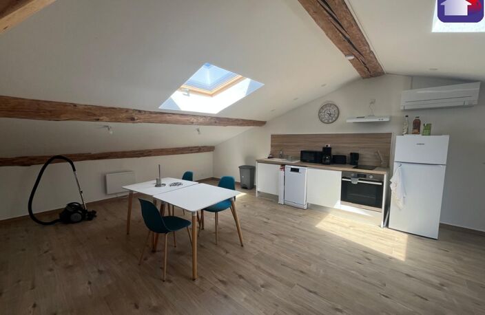 APPARTEMENT T2 MEUBLE JARDIN COMMUN — photo 4
