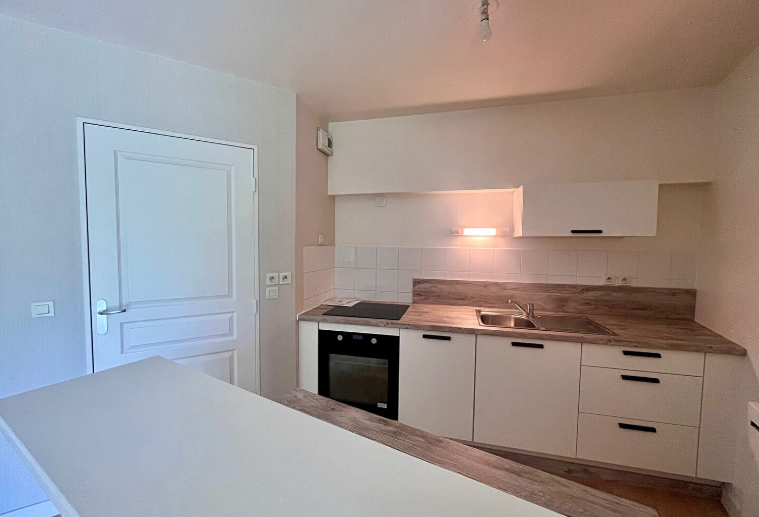 A Louer Appartement Pontivy  Bretagne Morbihan type 3 résidence calme 2 chambres Réf : A202CB — photo 1
