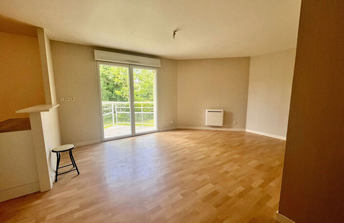 A Louer Appartement Pontivy  Bretagne Morbihan type 3 résidence calme 2 chambres Réf : A202CB — photo 2