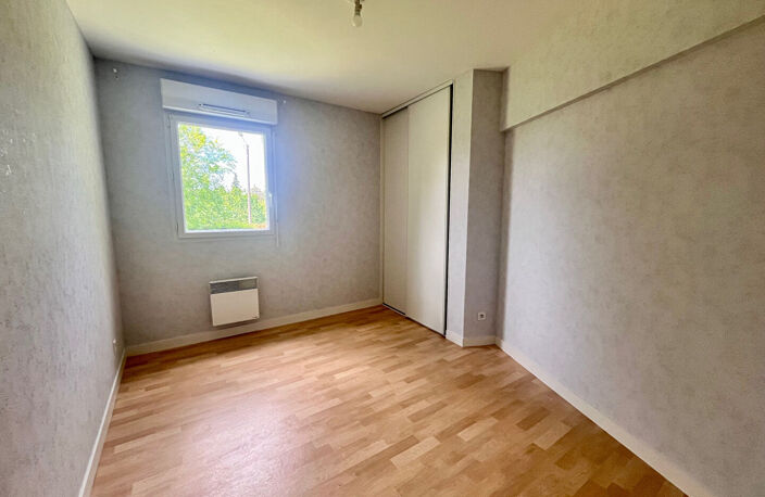 A Louer Appartement Pontivy  Bretagne Morbihan type 3 résidence calme 2 chambres Réf : A202CB — photo 4