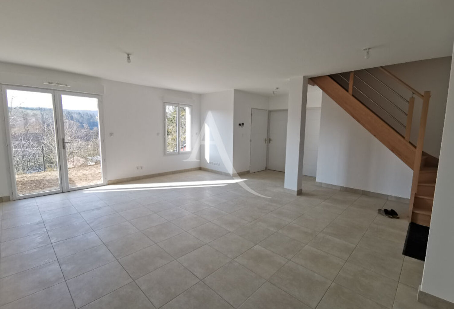 MAISON 5 PIÈCES  97m² + JARDIN - PROCHE MEULAN EN YVELINES — photo 1