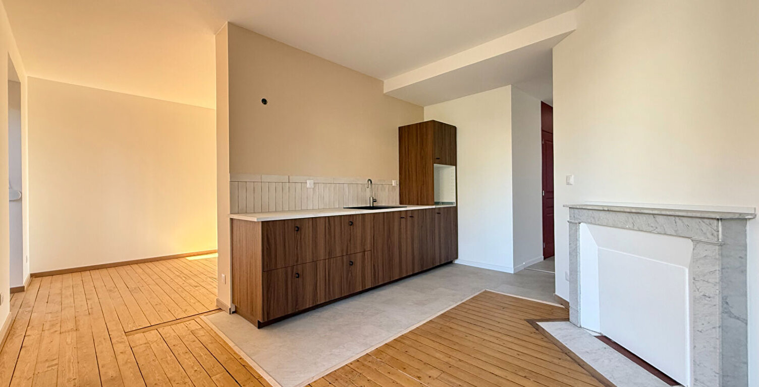 APPARTEMENT RÉNOVÉ AVEC BALCON - JEAN JAURES — photo 1