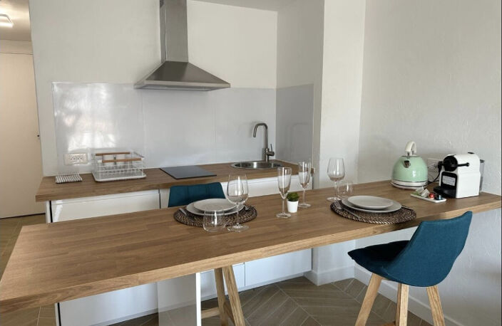 STUDIO refait à neuf de 26m²  -  Piscine - Tennis  - Parking — photo 3