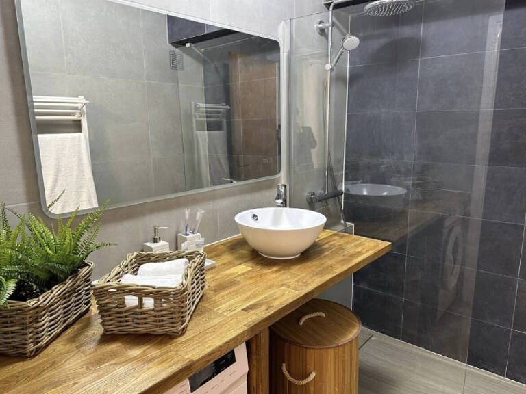 STUDIO refait à neuf de 26m²  -  Piscine - Tennis  - Parking — photo 1