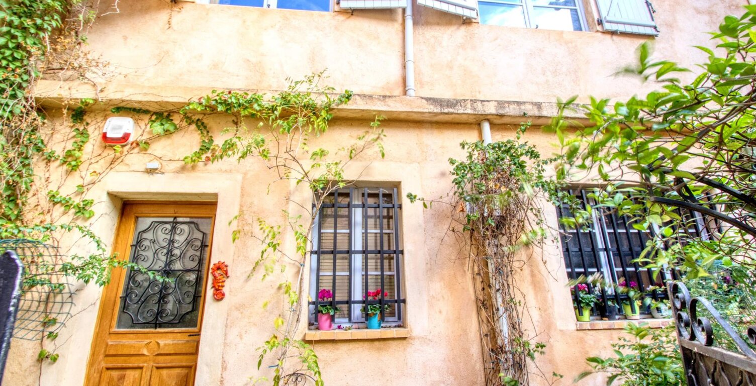 Charmante maison de ville 132m2 dans coeur historique — photo 1