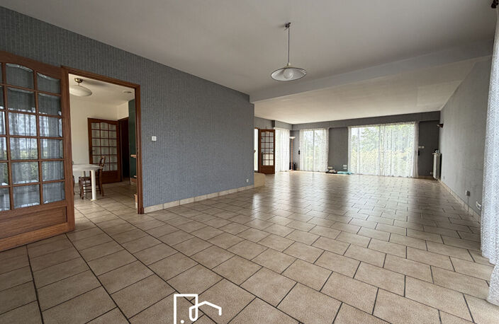 Sainte Radegonde, Grande Maison familiale - Parcelle de 931 m² — photo 2