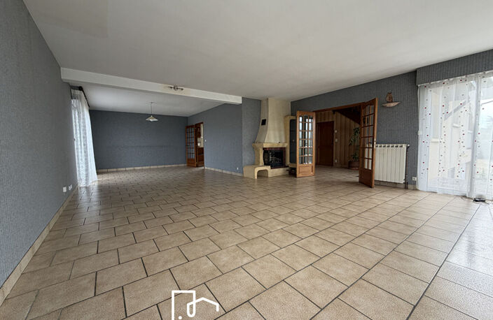 Sainte Radegonde, Grande Maison familiale - Parcelle de 931 m² — photo 3