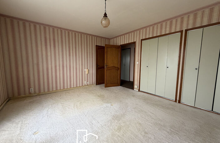 Sainte Radegonde, Grande Maison familiale - Parcelle de 931 m² — photo 5