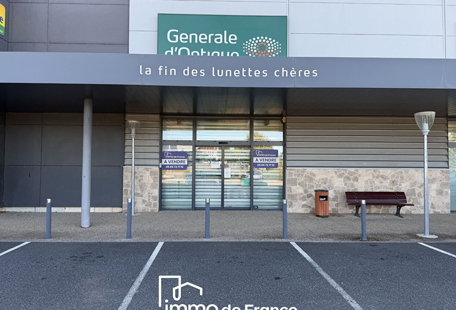 Local commercial - L'Estreniol -162.98 m2 — photo 1