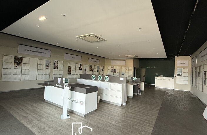 Local commercial - L'Estreniol -162.98 m2 — photo 2
