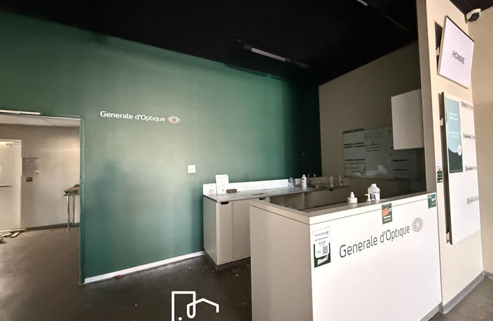 Local commercial - L'Estreniol -162.98 m2 — photo 4