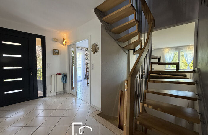 Grande Maison familiale Type 8 avec jardin et piscine — photo 2
