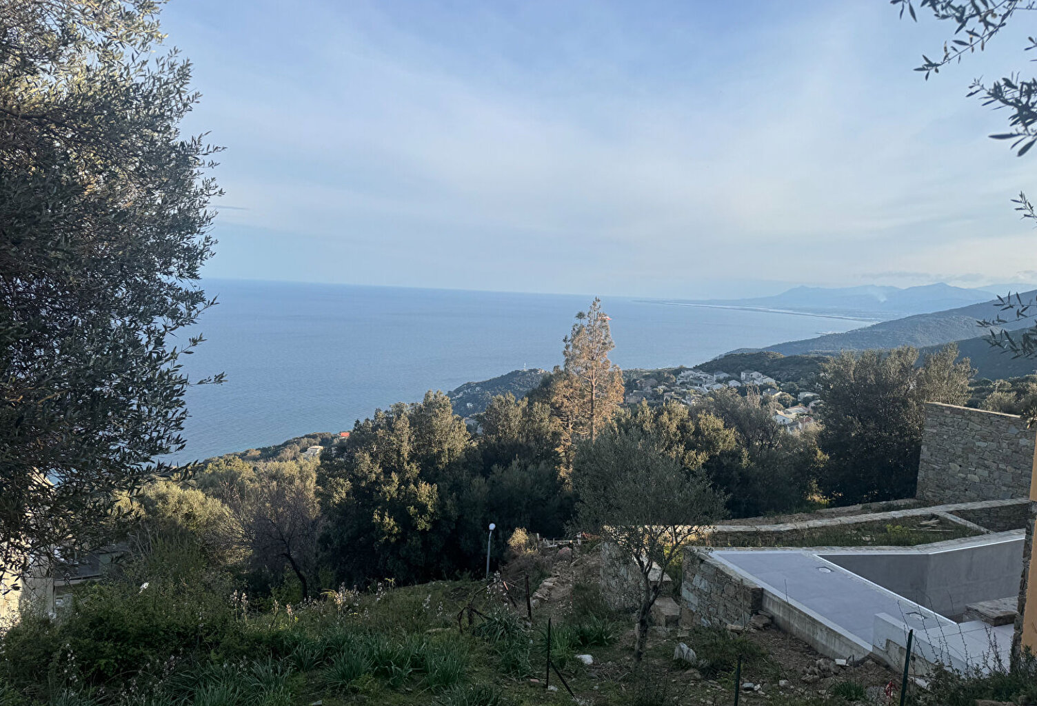 Terrain à bâtir  de 898 m² lieu-dit 'Sotto Alle Pente' Hameau de Pozzo à BRANDO — photo 1