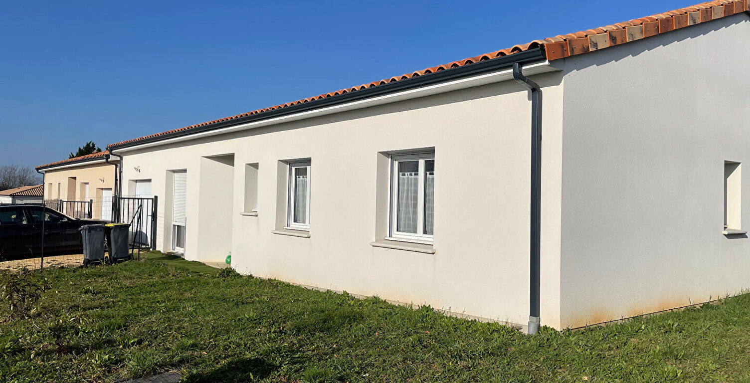 Pavillon  tout confort - Smarves — photo 1