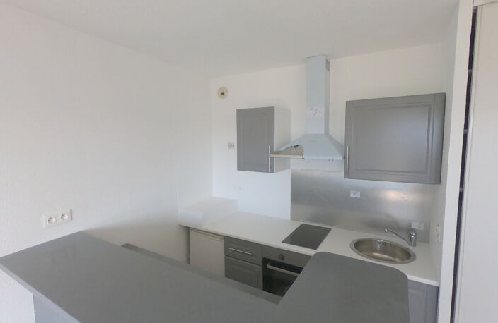 Appartement luynes pièce(s) 32 m2 — photo 2