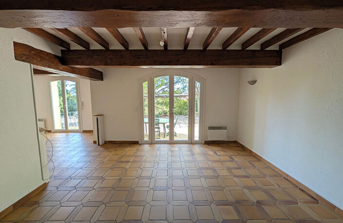 EGUILLES - Villa de 115m² sur 2186 m² de terrain — photo 2