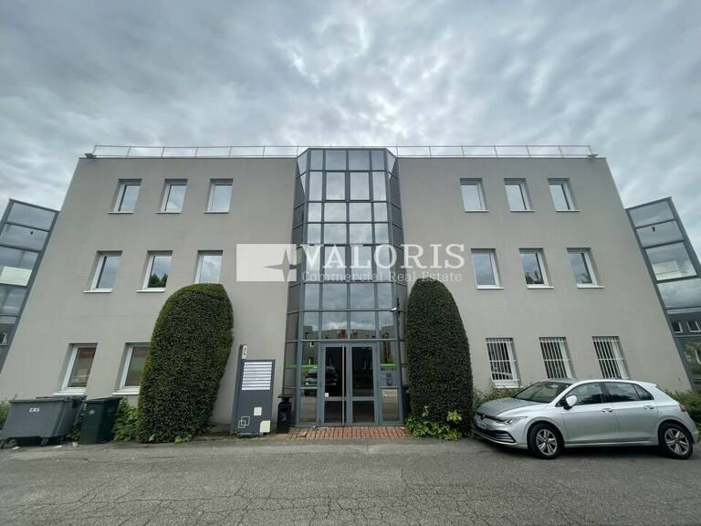 BUREAUX à LOUER — photo 1