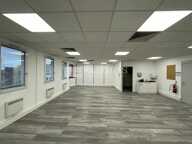 BUREAUX à LOUER — photo 2