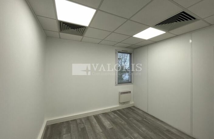BUREAUX à LOUER — photo 5