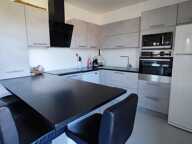 Au Cendre, maison 4 chambres avec bureau et garage — photo 3