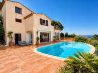 VILLA 7 PIECES 2 APPARTEMENTS INDEPENDANTS VUE SUR LE GOLFE DE SAINT TROPEZ, AUX ISSAMBRES — photo 2