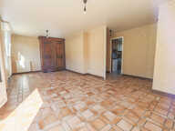 Appartement Saint-Léger-du-Bourg-Denis 3 pièces 65.75 m2 + cave + garage — photo 2