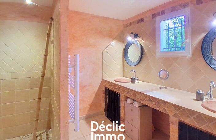 VILLA  - 5 PIECES  - 185M2 - 4 CHAMBRES - PISCINE CHAUFFEE - GARAGE - VUE MONT D'OR - MANOSQUE — photo 5