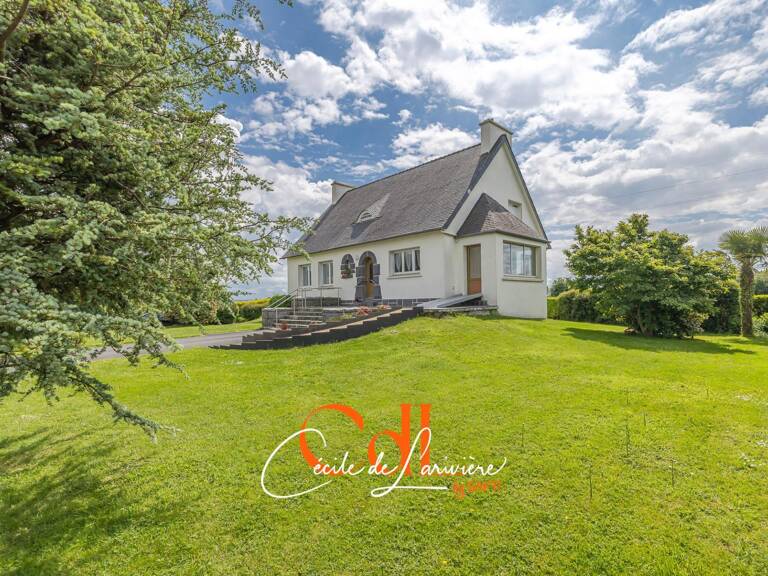 Une belle maison familiale au calme, à deux pas du centre de Landivisiau — photo 1