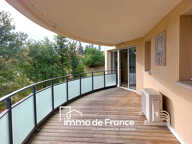 Appartement T4 de 93.69m²  avec parking et garage — photo 2