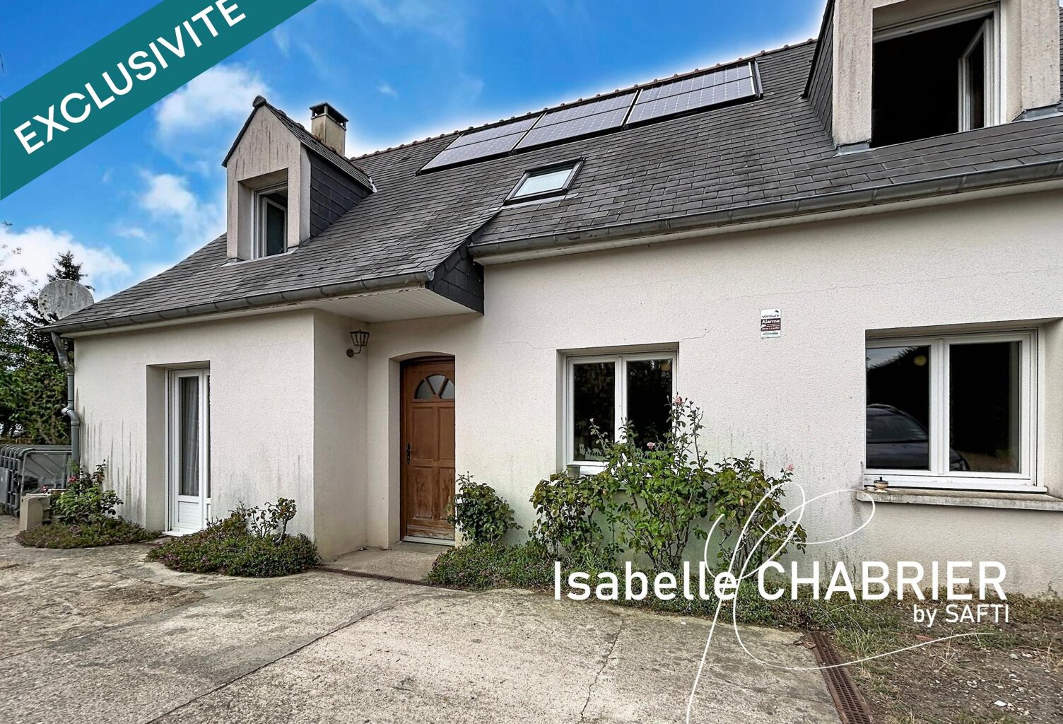 LA CHAPELLE SAINT LAUD, MAISON FAMILIALE 5 CHAMBRES — photo 1