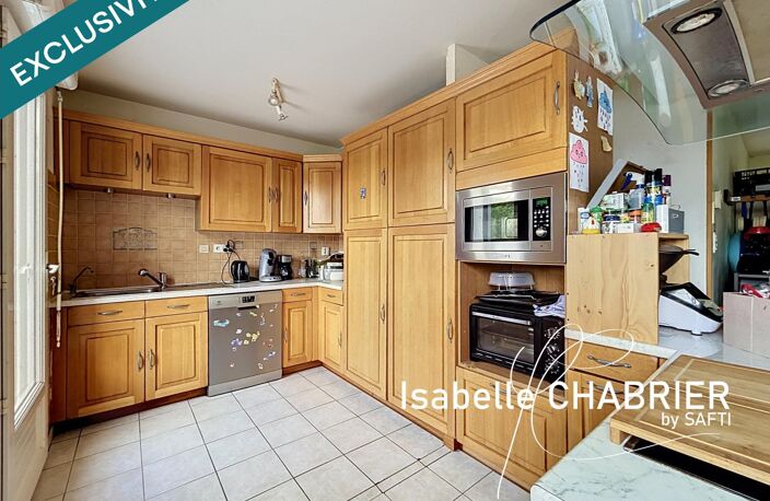 LA CHAPELLE SAINT LAUD, MAISON FAMILIALE 5 CHAMBRES — photo 4