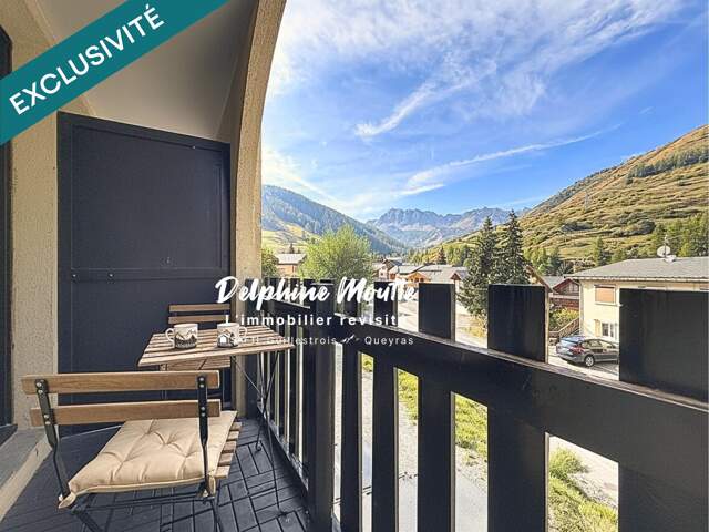 VARS SAINTE MARIE- Appartement 2 pièces avec cave — photo du bien