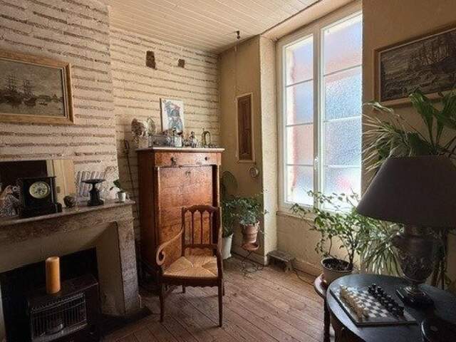 Maison de ville de 160 m2 avec jardin — photo du bien