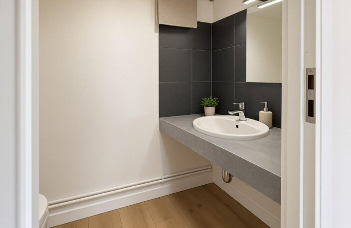 MONTPELLIER ALCO  LOCAL PROFESSIONNEL 58 M²  TRANSFORMATION EN APPARTEMENT POSSIBLE — photo 5