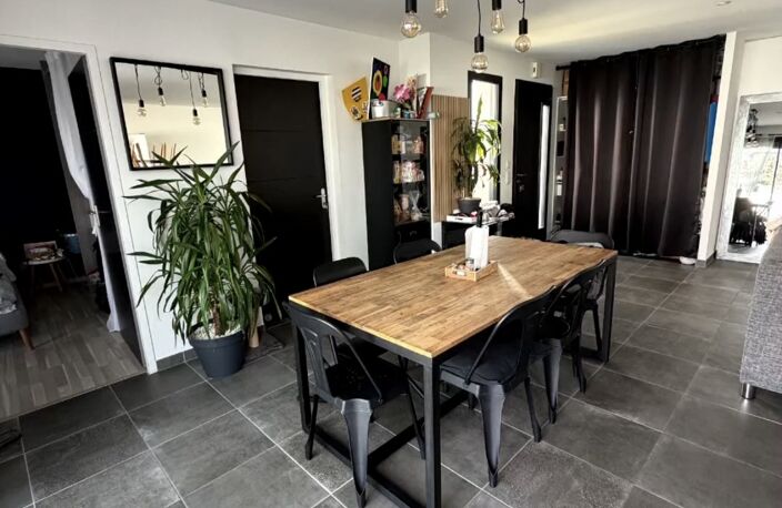 Vente Maison/villa 5 pièces — photo 5