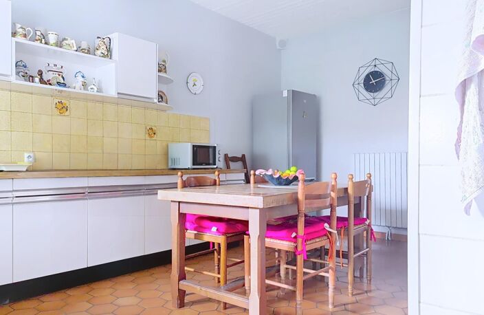 Gradignan, proche domaine universitaire, et toutes commodités, maison familiale de 120 m² offrant un beau potentiel — photo 2