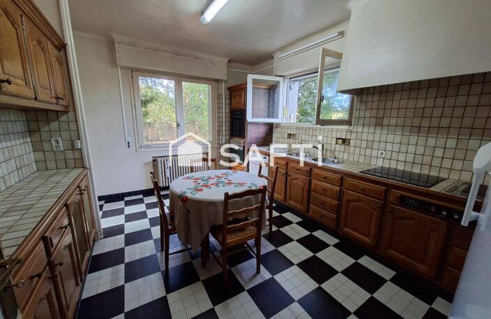 Maison de 5 pièces sur un terrain de 758 m². — photo 3