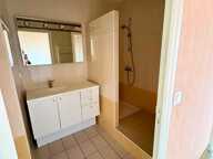 Pau - T4  traversant 85 m2 -  Balcons  -  Garage - Ascenseur — photo 2