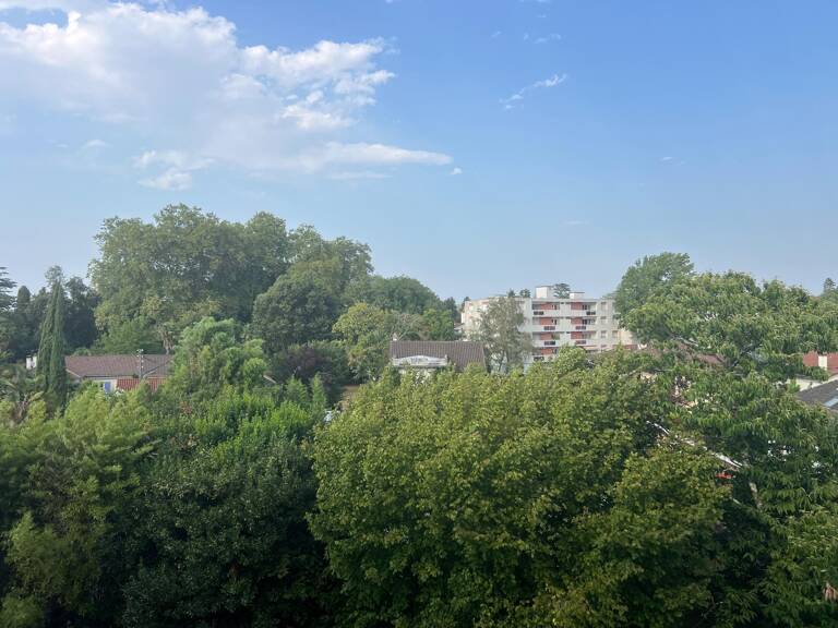 Pau - T4  traversant 85 m2 -  Balcons  -  Garage - Ascenseur — photo 1