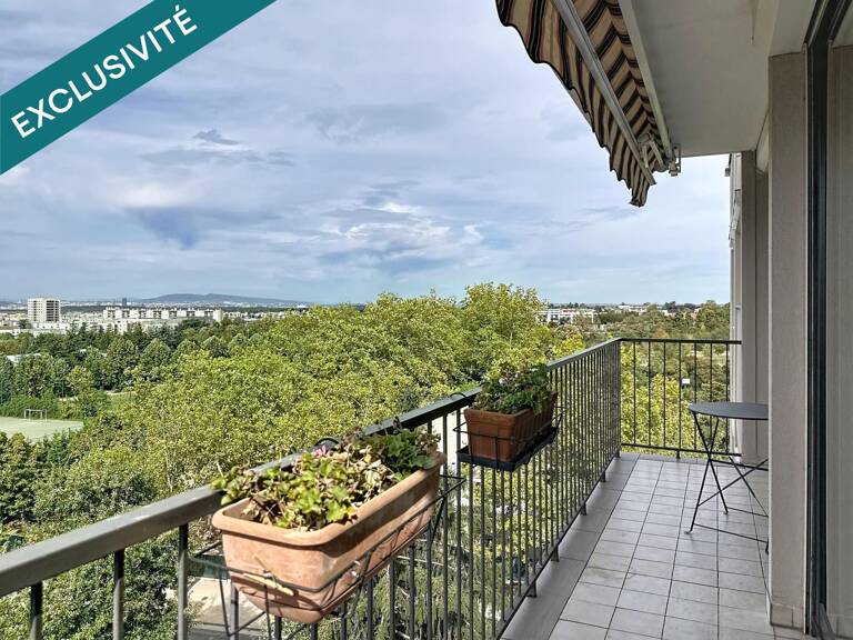 Appartement T4 de 80 M2 avec balcon + CAVE + GARAGE + PLACE DE PARKING — photo 1