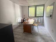 Bureaux rénovés à louer - La Plaine — photo 2