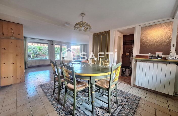 A Meyzieu Le Carreau, Maison mitoyenne, 4 chambres, jardin et PAC récente à Meyzieu Le Carreau — photo 3