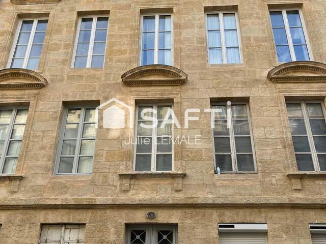 Bordeaux centre  Le charme de la pierre, le calme en plus ! — photo du bien