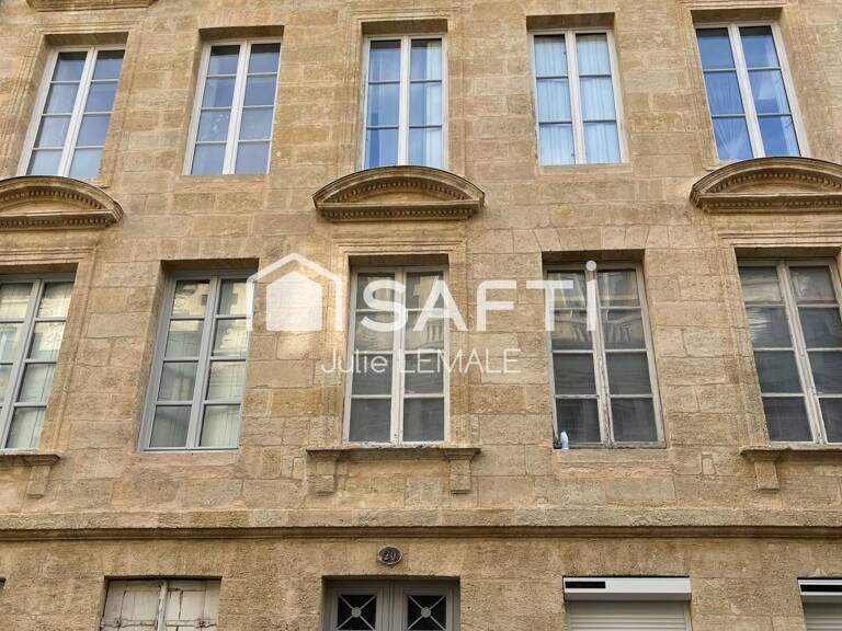 Bordeaux centre  Le charme de la pierre, le calme en plus ! — photo 1