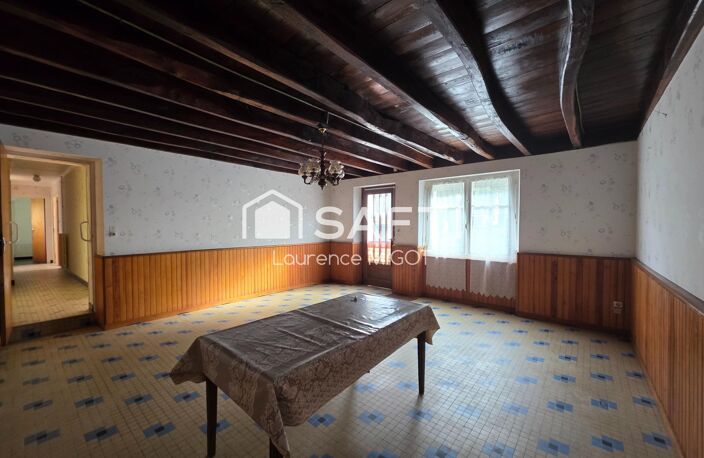 Maison 3 chambres avec beau potentiel — photo 3
