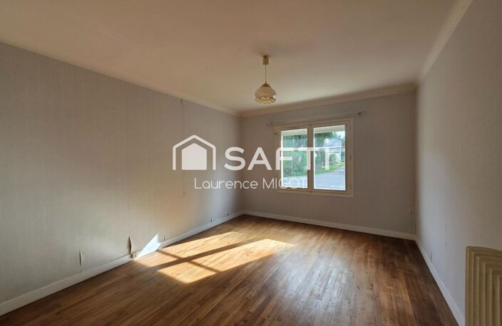 Maison 3 chambres avec beau potentiel — photo 4