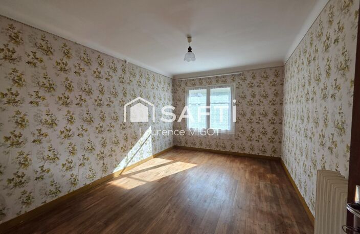 Maison 3 chambres avec beau potentiel — photo 5