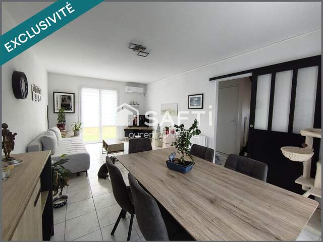 Maison avec jardin dans résidence sécurisée avec piscine. — photo du bien