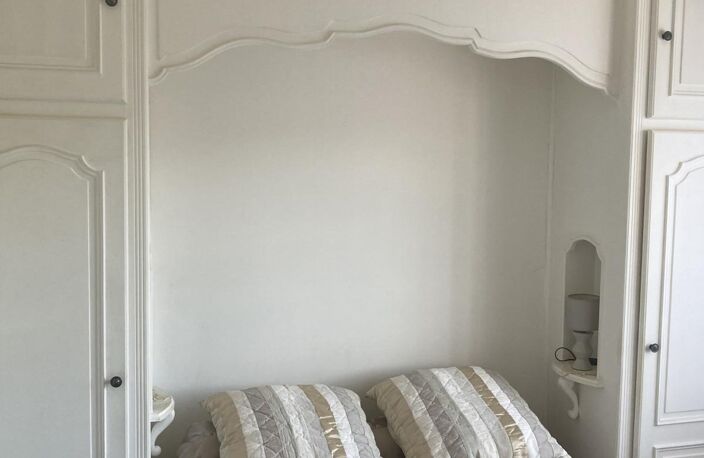maison viager occupé dame solo ( une tête ) pour cette maison environ 70 mètres carrés sur sa charmante parcelle de 650m avec piscine — photo 4